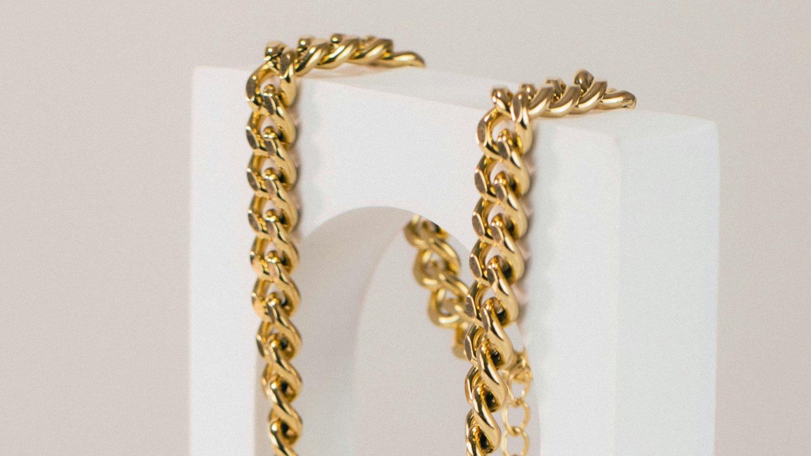 What Is Cuban Link Chain